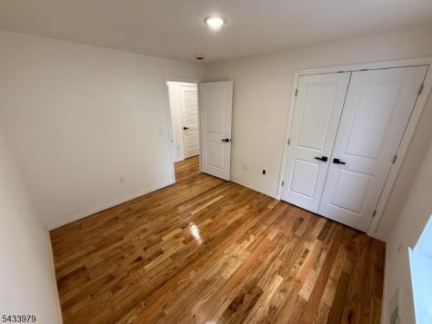 144 Fabyan Place Newark NJ 07112