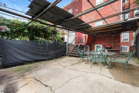 72 Columbia Street Newark NJ 07102