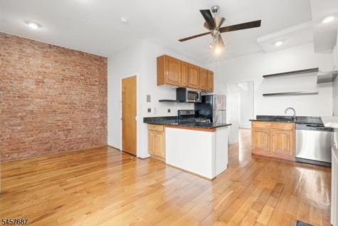 72 Columbia Street Newark NJ 07102