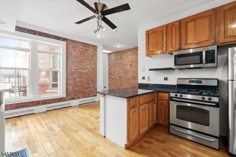72 Columbia Street Newark NJ 07102