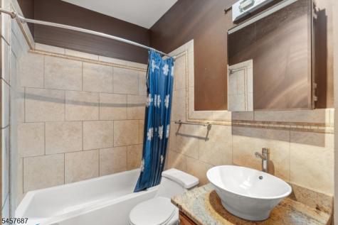 72 Columbia Street Newark NJ 07102