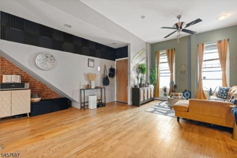 72 Columbia Street Newark NJ 07102