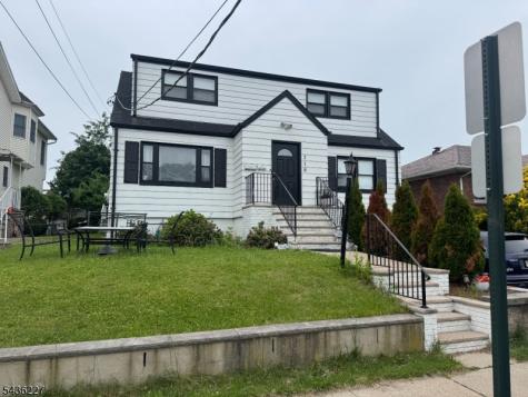 218 Bell Avenue Lodi NJ 07644