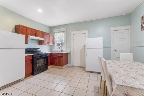 665 Grove Street Irvington NJ 07111