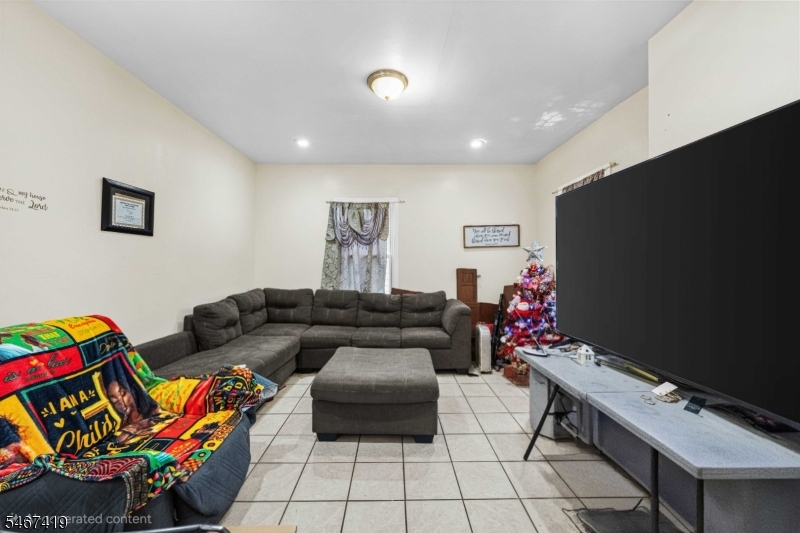 30 N 11th Street Newark NJ 07107