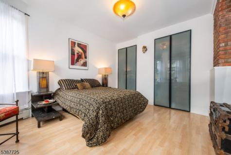 21 Forest Street Montclair NJ 07042