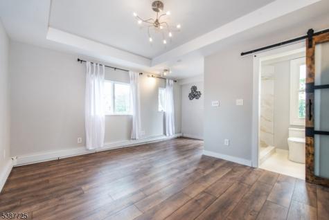 21 Forest Street Montclair NJ 07042