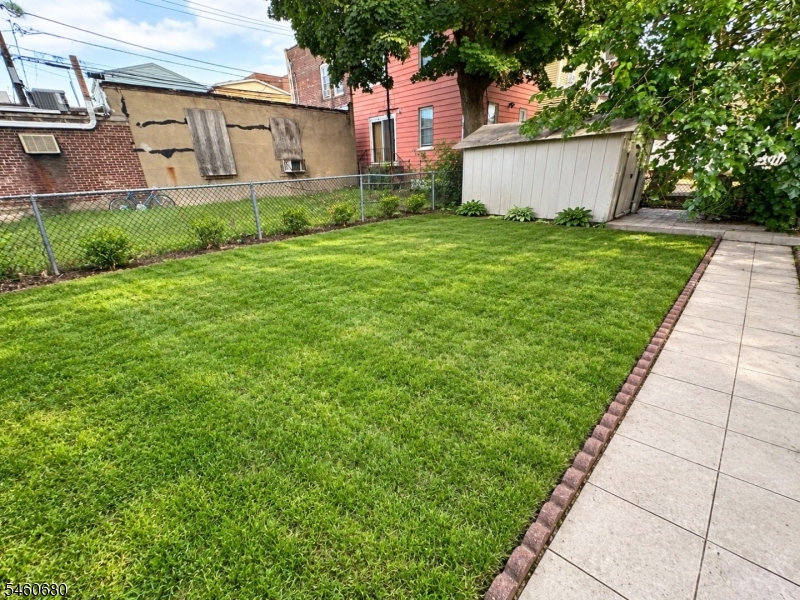 21 Summer Street Lodi NJ 07644
