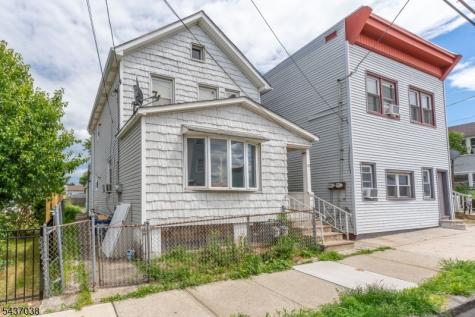10 John Street Carteret NJ 07008