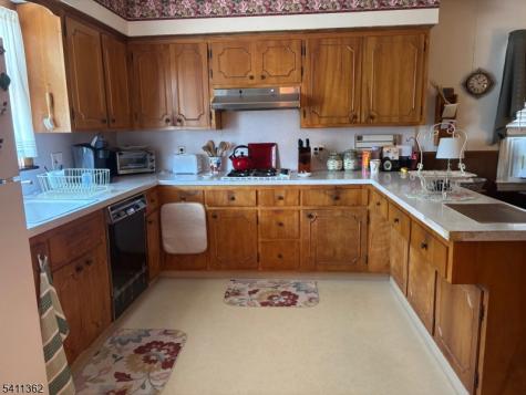 2 Park Drive North West Orange NJ 07052