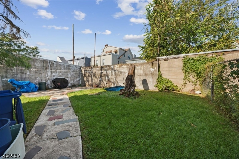 199 Brookside Avenue Irvington NJ 07111