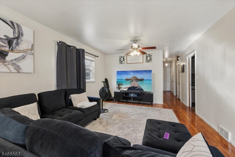 199 Brookside Avenue Irvington NJ 07111