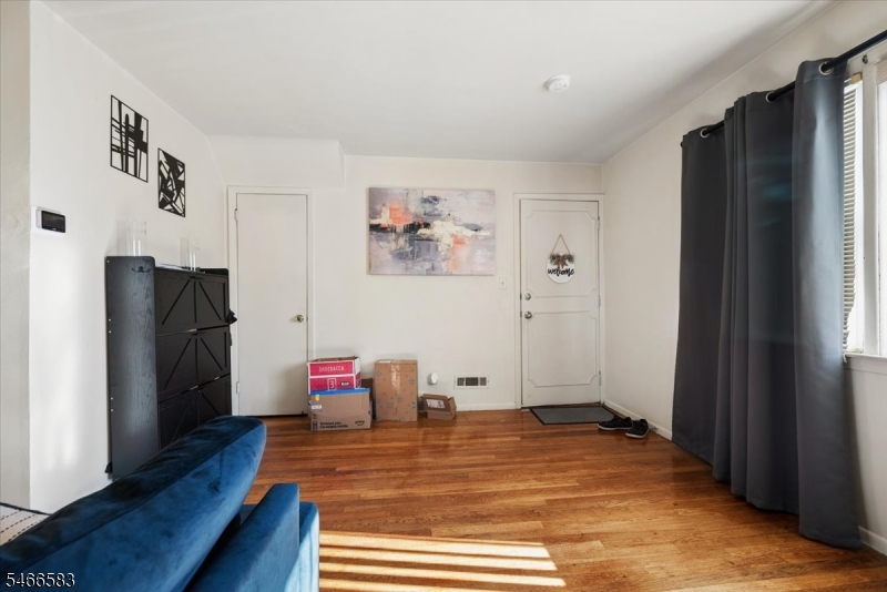 199 Brookside Avenue Irvington NJ 07111