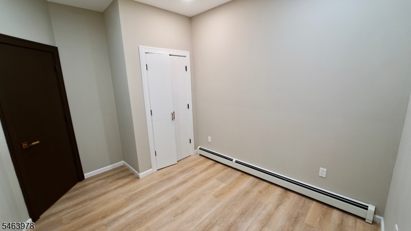 805 3RD Avenue Elizabeth NJ 07202