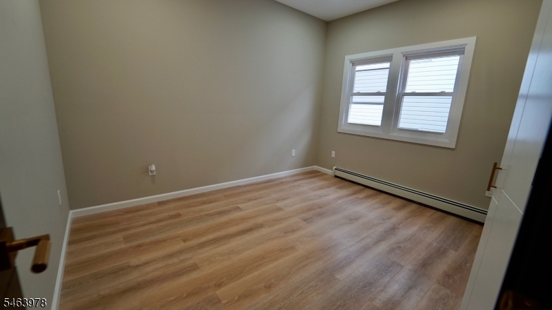 805 3RD Avenue Elizabeth NJ 07202