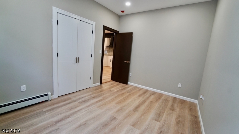 805 3RD Avenue Elizabeth NJ 07202