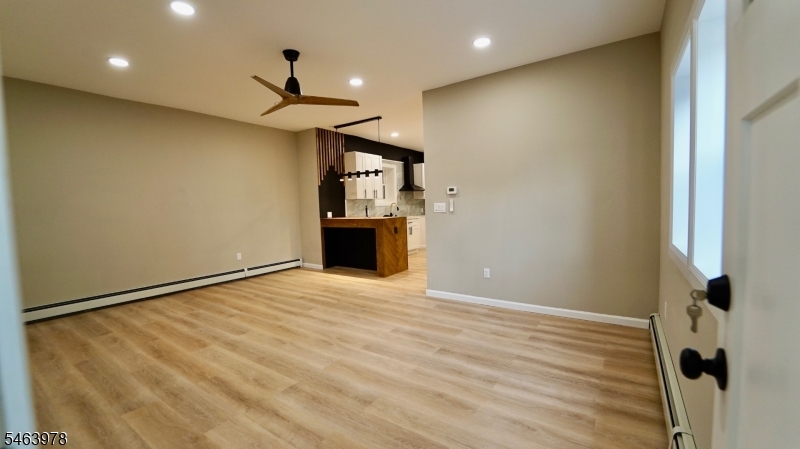 805 3RD Avenue Elizabeth NJ 07202