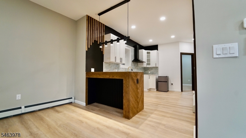 805 3RD Avenue Elizabeth NJ 07202