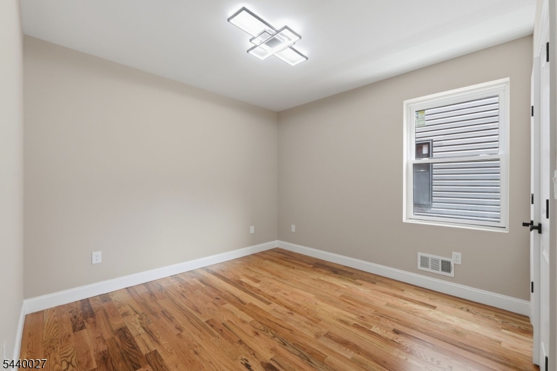 434 S 10th Street Newark NJ 07103