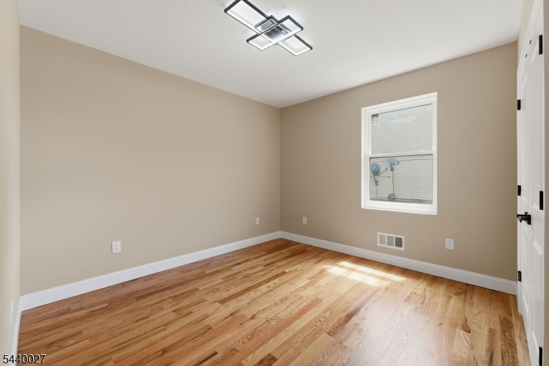 434 S 10th Street Newark NJ 07103