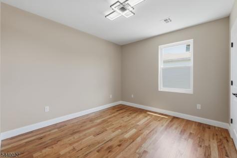 434 S 10th Street Newark NJ 07103