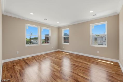 434 S 10th Street Newark NJ 07103