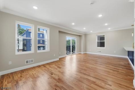 434 S 10th Street Newark NJ 07103