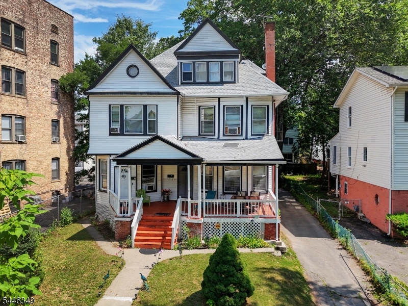 92 Chestnut Street East Orange NJ 07018