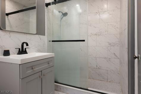 92 Chestnut Street East Orange NJ 07018