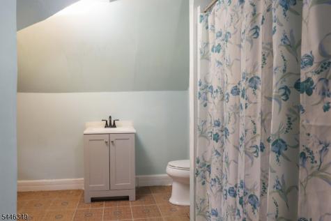 92 Chestnut Street East Orange NJ 07018