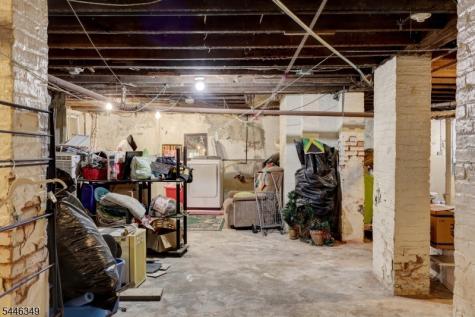 92 Chestnut Street East Orange NJ 07018