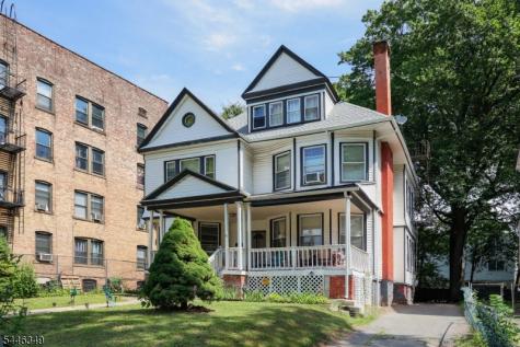92 Chestnut Street East Orange NJ 07018