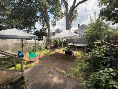 538 Norwood Street East Orange NJ 07018