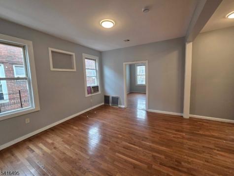 407 S 15th Street Newark NJ 07103