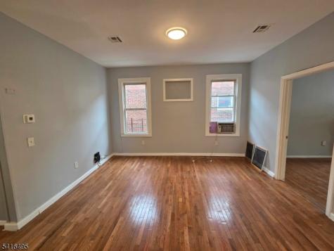 407 S 15th Street Newark NJ 07103