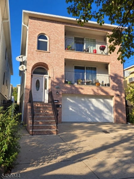 138 Malvern Street Newark NJ 07105