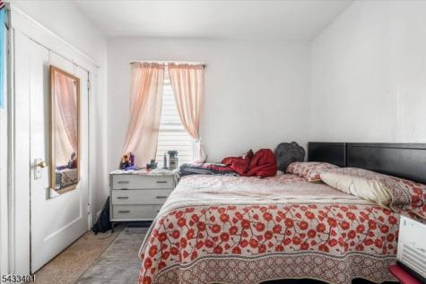 217 Lily Street Paterson NJ 07522