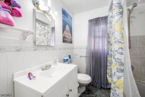 217 Lily Street Paterson NJ 07522