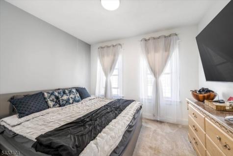 217 Lily Street Paterson NJ 07522
