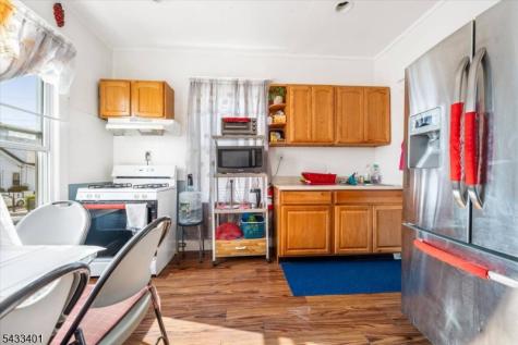 217 Lily Street Paterson NJ 07522
