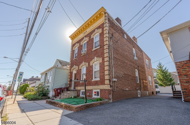 83 E Centre Street Nutley NJ 07110