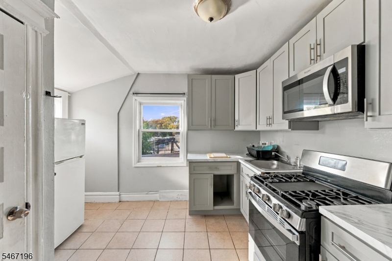172 N 12th Street Newark NJ 07107