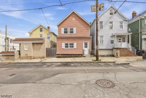 174 Orient Street Bayonne NJ 07002