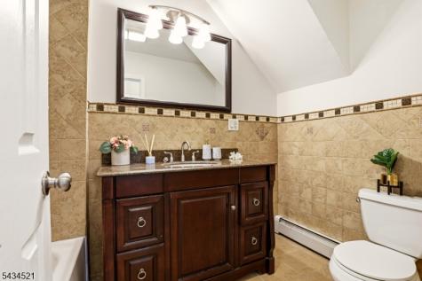 174 Orient Street Bayonne NJ 07002