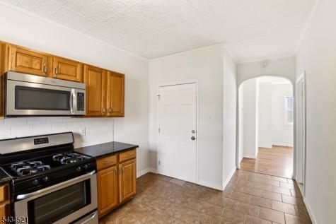174 Orient Street Bayonne NJ 07002