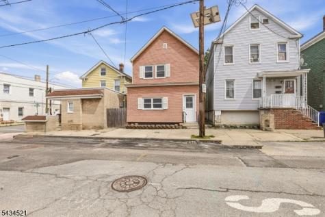 174 Orient Street Bayonne NJ 07002