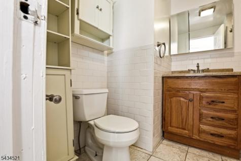 174 Orient Street Bayonne NJ 07002