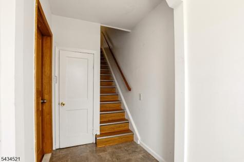 174 Orient Street Bayonne NJ 07002