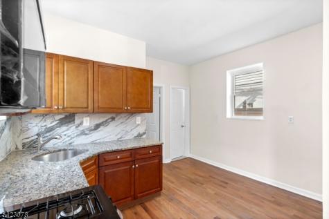435 S 17th Street Newark NJ 07103