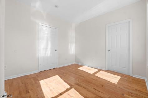 435 S 17th Street Newark NJ 07103